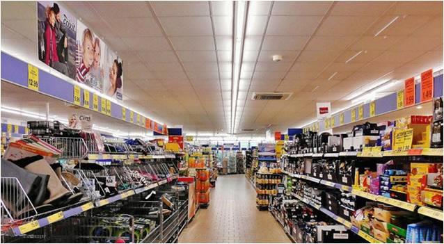 Στα Ηλεκτρονικά Super Markets Στρέφονται οι Έλληνες 